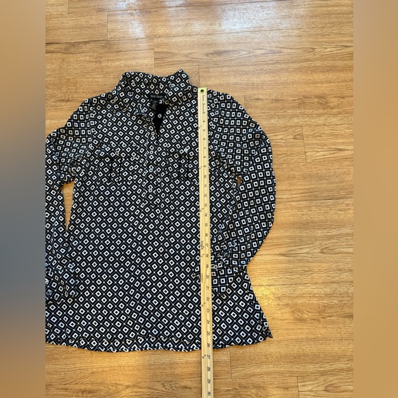 WH BM Silk Blouse Geometric Pattern Black/White SZ 6 - Picture 5 of 14